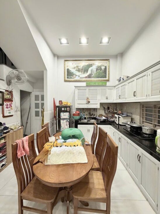 Nhà Vuông SHR 3 tầng HXH 141m2 – Thạnh Lộc 15 Quận 12 SS