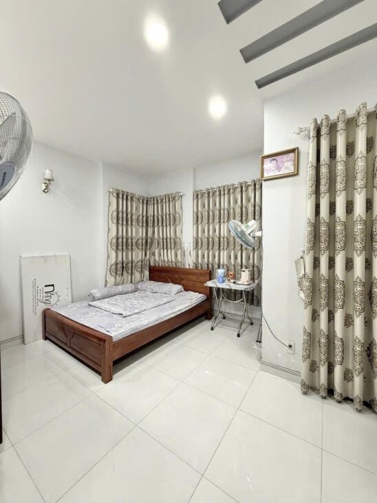 Nhà Vuông SHR 3 tầng HXH 141m2 – Thạnh Lộc 15 Quận 12 SS