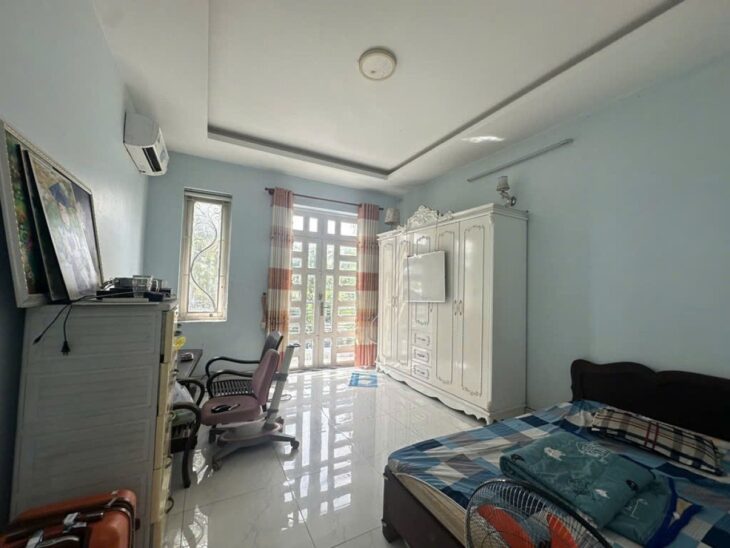 Nhà Vuông SHR 2 tầng HXH né 109m2 – Thạnh Xuân 52 Quận 12 S