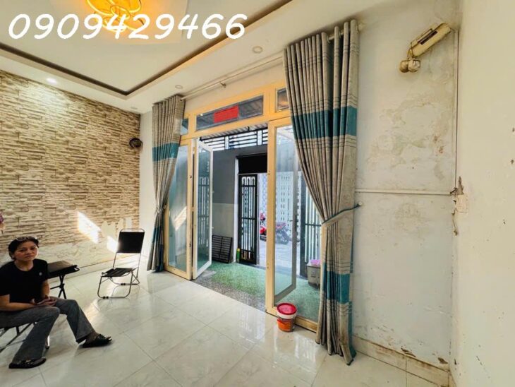 5,8 TỶ – QUẬN 7 – HẺM XE HƠI – SỔ HỒNG RIÊNG – GẦN NGUYỄN THỊ THẬP