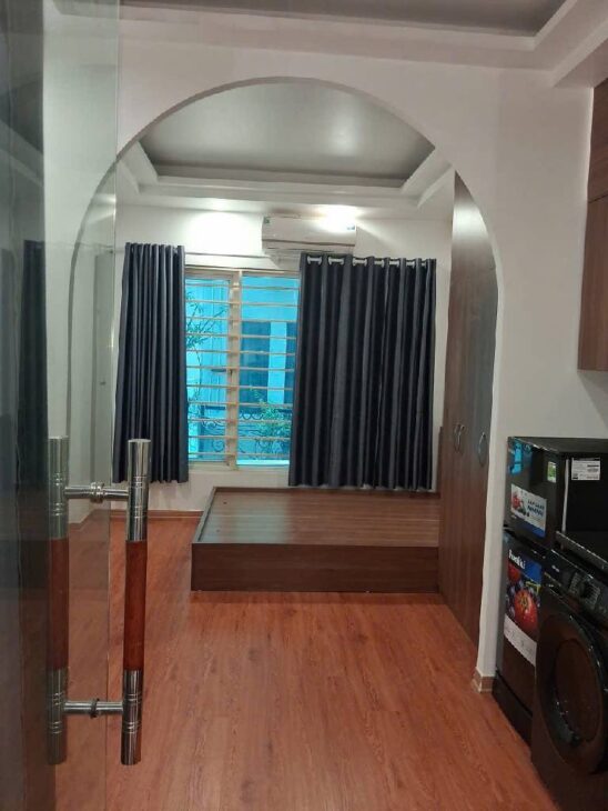 8.6Tỷ Nhà Dòng Tiền Phạm Văn Đồng – Hoàng Quốc Việt Full Nội Thất, Gần Phố, 35m2, 6 Tầng