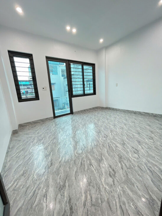 bán nhà tiền phong ngõ thông thoáng gần ubnd phường cũ, nhà 3 tâng mới