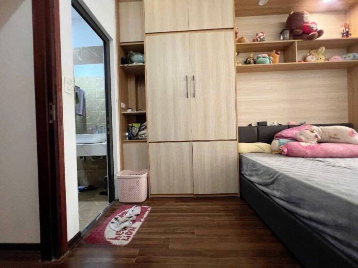 BÁN NHÀ NGỌC LÂM – 35M² x 5TẦNG – GIÁ HƠN 7 TỶ – FULL NỘI THẤT
