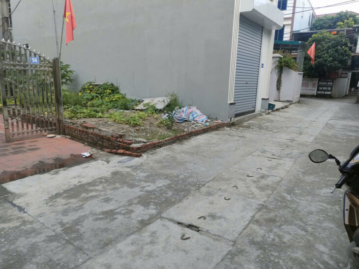 Trục chính ô tô tránh, kinh doanh sầm uất, lô góc, giá đầu tư, DT69m, 100% thổ cư, ôtô vào đât,