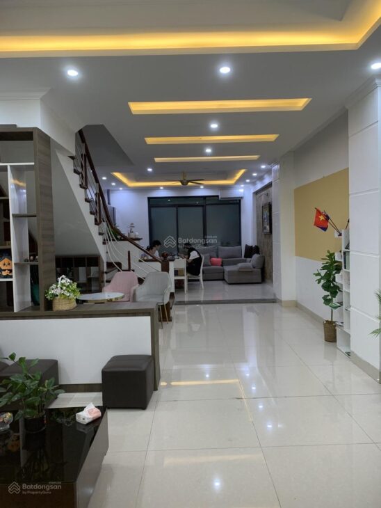 Bán liền kề khu đô thị An Hưng, 83m2, 4 tầng, hoàn thiện đẹp, gần hồ