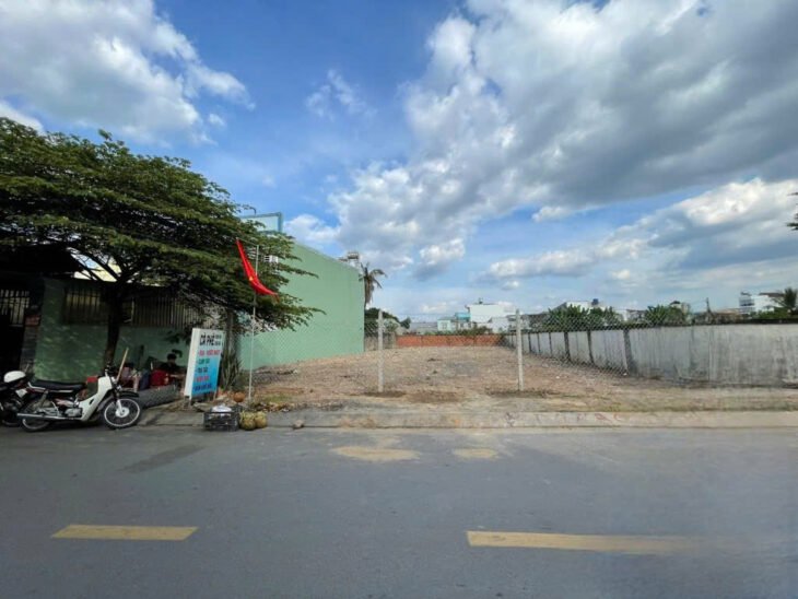 Bán 590m2 đất ngang lớn 15m hiếm, mặt tiền đường TX31 xe tải 2 chiều, giá tốt 50tr/m2