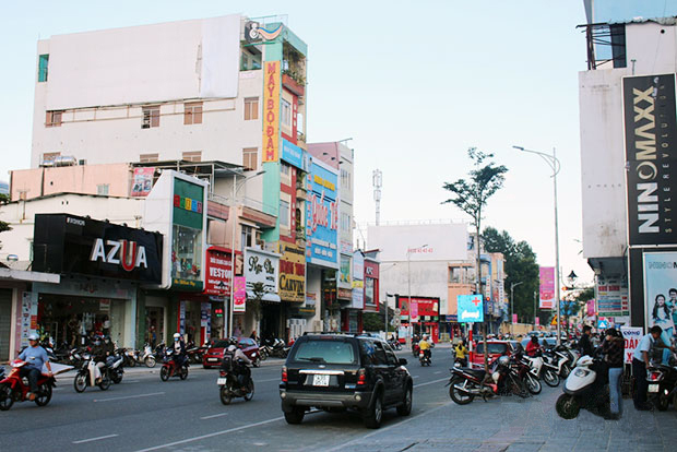 Chính chủ rao bán nhà tại đường Lê Duẩn – TP Đà Nẵng; DT đất 109 m2; giá 14,5 tỷ