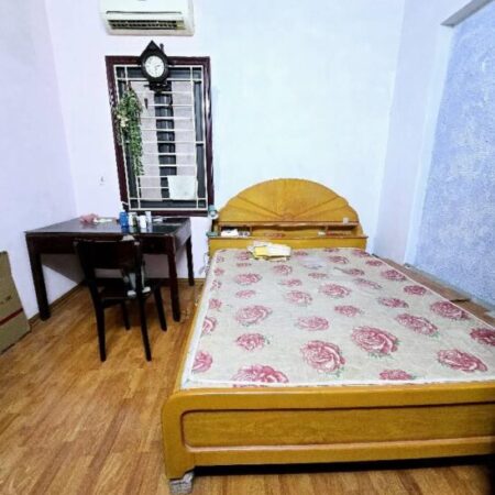 Bán nhà Tây Hồ Xuân La 35m2, 4T, 2 mặt ngõ, ô tô đỗ cửa, gần Hồ Tây