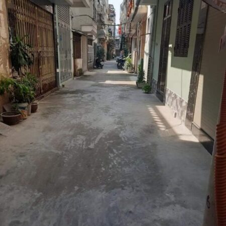 Bán đất tặng nhà 2 tầng tại Lương Văn Can Hà Đông 10 tỷ
