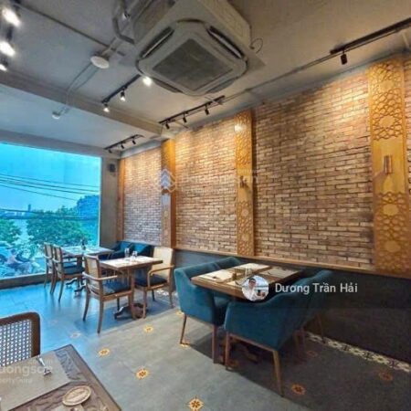 Bán nhà phố Láng Hạ – 135m2 x MT 7m – lô góc 3 thoáng kinh doanh – vỉa hè – ô tô dừng đỗ