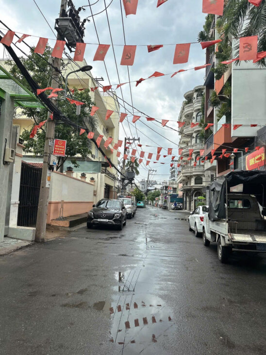 Nhà phố 6 tầng đẹp T.máy hẻm 525 Quang Trung 88m2 gần TTTM Vincom tặng NT ở ngay 16.5 tỷ.