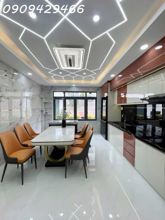 5,1 TỶ – QUẬN 7 – HẺM XE HƠI – SỔ HỒNG RIÊNG – GẦN NGUYỄN THỊ THẬP