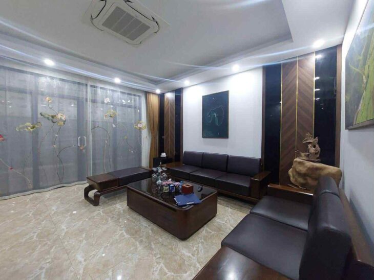 bán nhà Nguyễn Văn Cừ, 118m x 5 tầng, mặt tiền 5.5m, thang máy, gara, kinh doanh