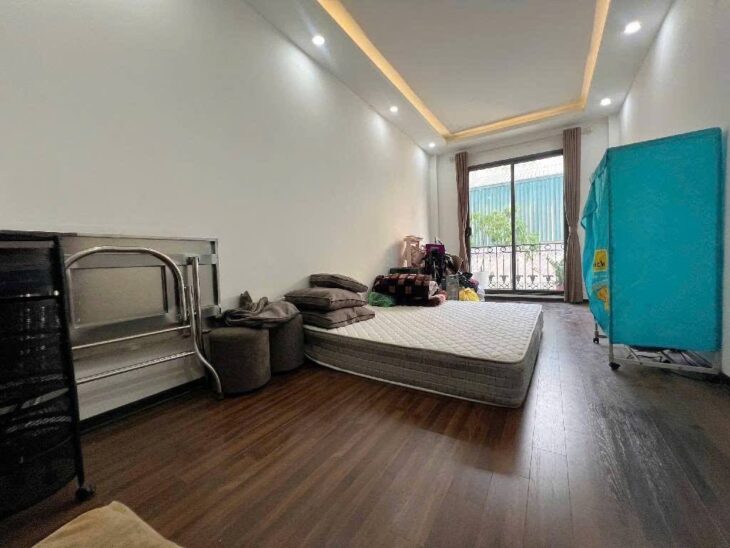 BÁN NHÀ NGỌC LÂM – 35M² x 5TẦNG – GIÁ HƠN 7 TỶ – FULL NỘI THẤT