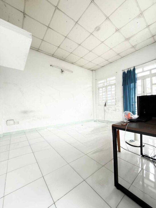 NHÀ 2 TẦNG 80M2 NGANG HƠN 5 MÉT Ô TÔ CÁCH 10M GẦN LÊ THỊ RIÊNG QUẬN 12 – GIÁP GÒ VẤP. CHỈ 3,37 TỶ TL