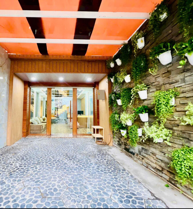 Hàng ngon! Nhà mặt tiền đường số 8 phường 11 Gò Vấp TN 40tr/tháng T3LST 6PN giá 14.7 tỷ