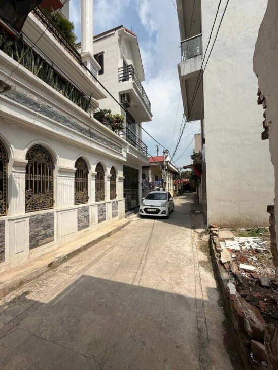 Ích Vịnh, Đan Phượng, oto, thông, gần KCN Cầu Gáo. Giá đầu tư chỉ hơn 3 tỷ.