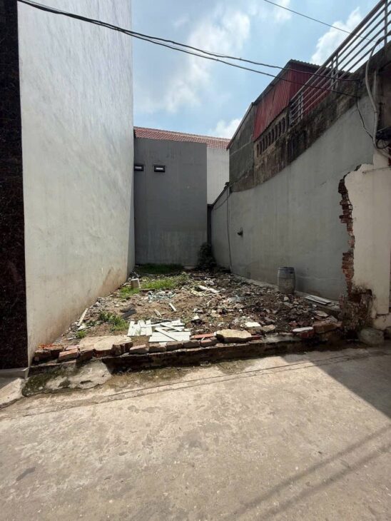 Ích Vịnh, Đan Phượng, oto, thông, gần KCN Cầu Gáo. Giá đầu tư chỉ hơn 3 tỷ.