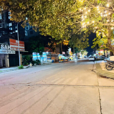 NHÀ 5 TẦNG – 25 PHÒNG – TRUNG TÂM DĨ AN