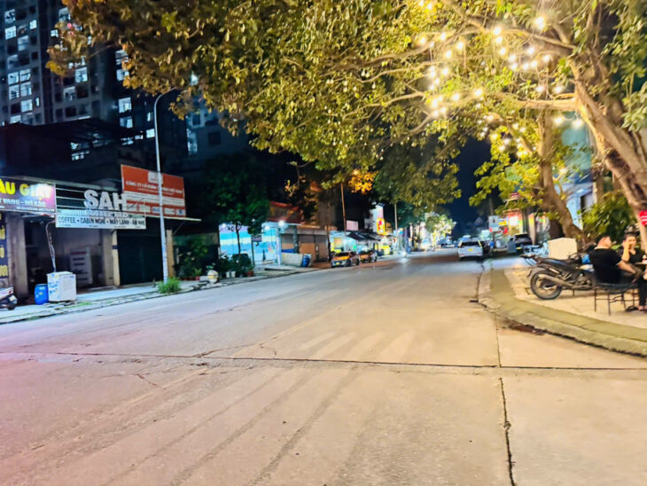 NHÀ 5 TẦNG – 25 PHÒNG – TRUNG TÂM DĨ AN