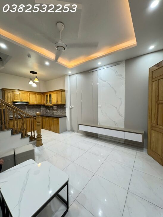 NHÀ MẶT PHỐ LAI XÁ – 1 NHÀ RA QL32 – Diện tích 40m2 – 4 tầng – giá chỉ 8,x tỷ.