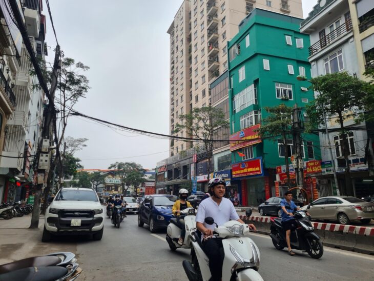 BÁN NHÀ – LẠC LONG QUÂN –OTO TRÁNH – KINH DOANH SẦM UẤT-GẦN HỒ TÂY 82M 5TẦNG 25.9TỶ