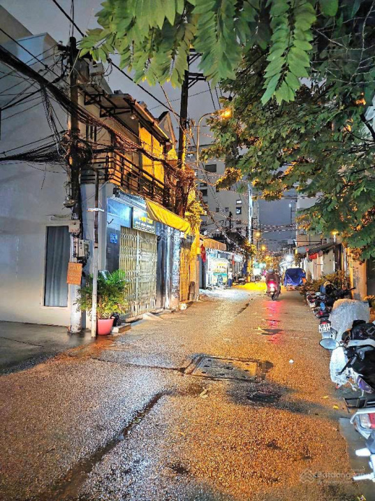 Nhà Bùi Đình Túy – 50m2-2 tầng-Nở Hậu – sát HẺM XE HƠI – nhỉnh 5 tỷ