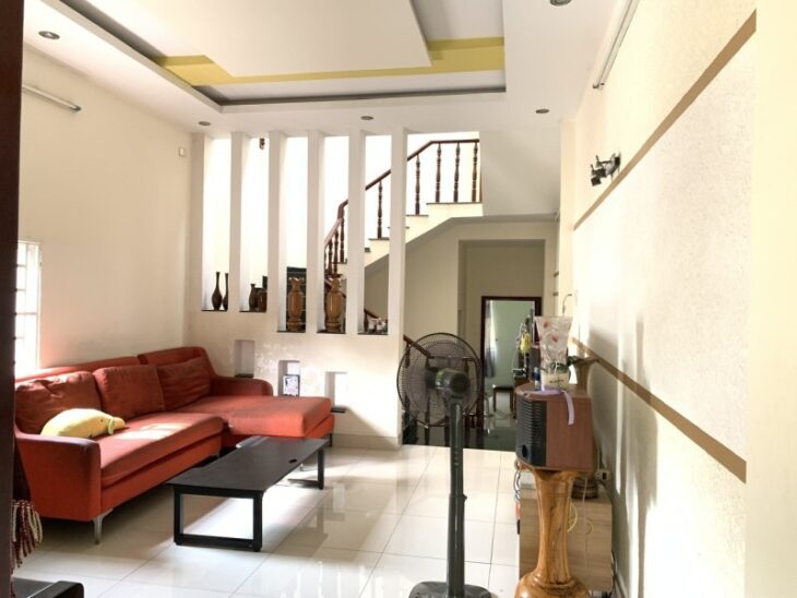 Bán nhà mặt phố, đường Số 12, Phường Phước Long, TP HCM, DT 94m2, 3 tầng, SH, 10.7 tỷ.