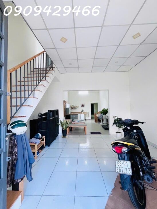 4,2 TỶ – QUẬN 7 – HẺM XE HƠI – SỔ HỒNG RIÊNG – GẦN NGUYỄN VĂN LINH