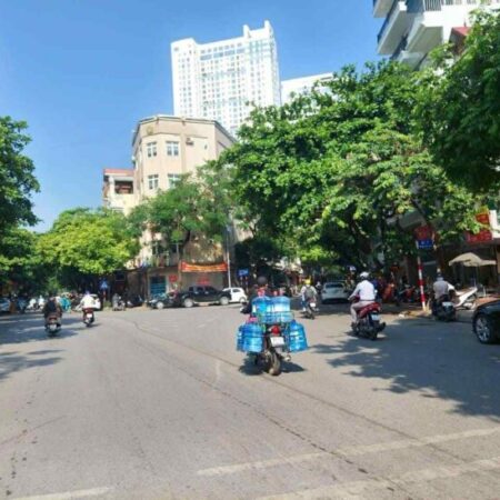 bán nhà Ngọc Lâm, 145m x 9 tầng, mặt tiền 7.5m, vỉa hè, ôtô tránh, dòng tiền ổn định 140tr/tháng bán nhà Ngọc Lâm, 145m x 9 tầng, mặt tiền 7.5m, vỉa hè, ôtô tránh, dòng tiền ổn định 140tr/tháng