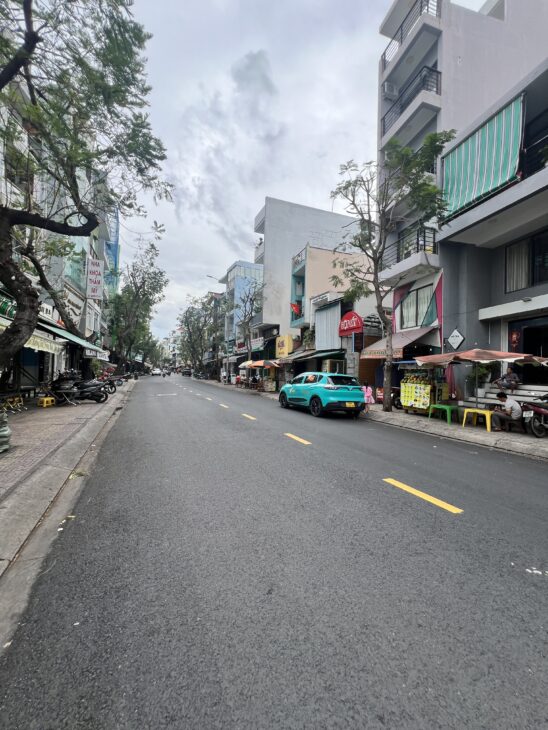 Giảm giá 1 tỷ! Bán nhà mặt tiền Đỗ thị Lời F.11 Q.3 4×17 7 tầng 11P 12WC giá 27 tỷ