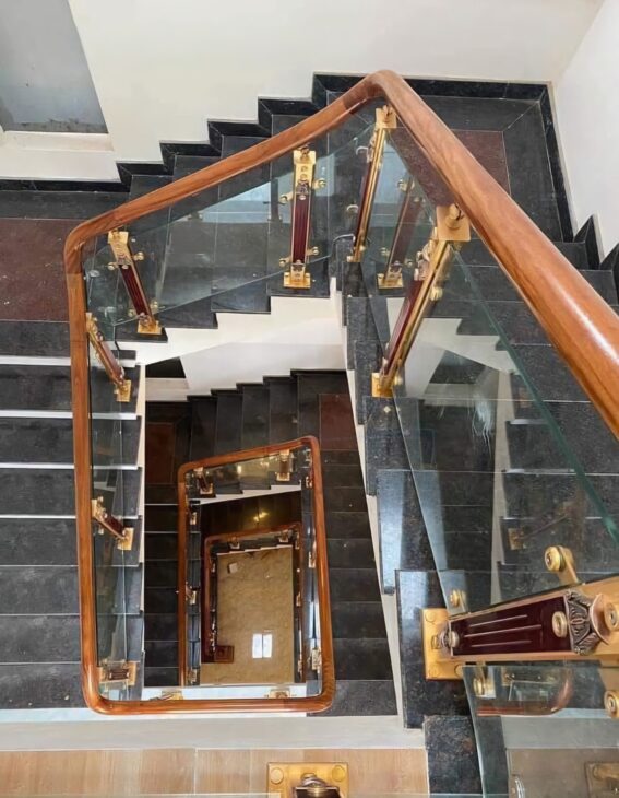 Cho thuê Nhà hàng, VP, KD, thang máy,vỉa hè, 116m2- 5T, Đào Tấn_45 Tr