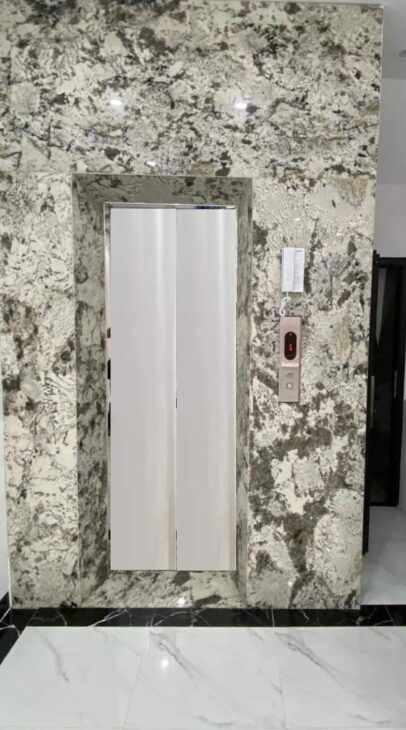 Cho thuê Nhà VP, Nhà Hàng, KD, thang máy, 117m2_ 5T;, Giảng Võ-45 Tr