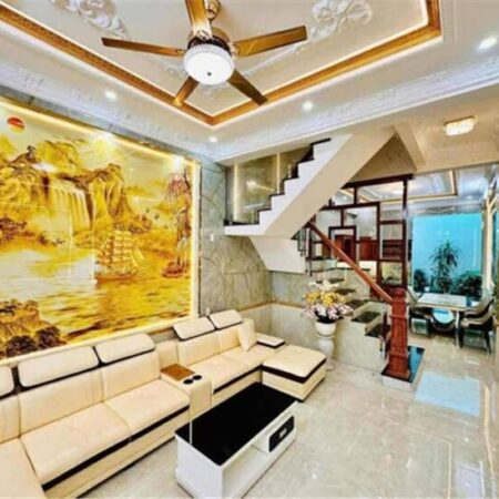 Nhà Phan Đăng Lưu, Quận Phú Nhuận – 66m² – Vị trí đắc địa – Giá 13.5 tỷ Nhà Phan Đăng Lưu, Quận Phú Nhuận – 66m² – Vị trí đắc địa – Giá 13.5 tỷ