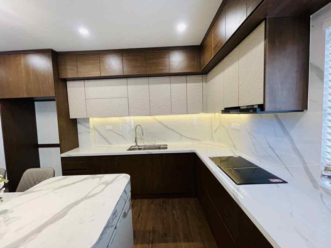 Bán nha Hoàng Mai 65m, mặt ngõ ô tô tránh, thông tứ tung, kinh doanh, thang máy êm ru, full nội