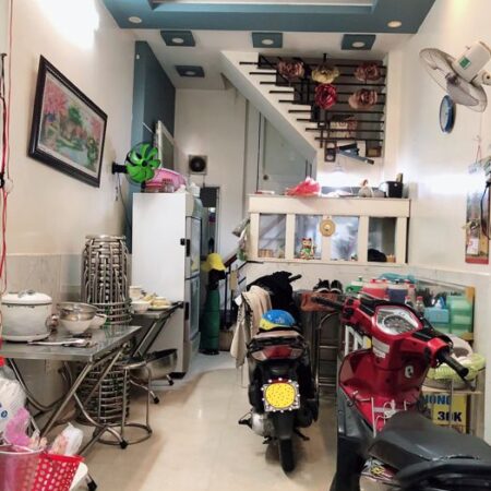 MT đường xe tải gần Hoàng Văn Thụ, gần ngã tư Bảy Hiền