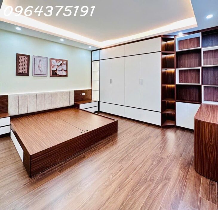 bán nhà bồ đề long biên 32m2 5 tầng ngõ gần ô tô giá nhỉnh 5 tỷ