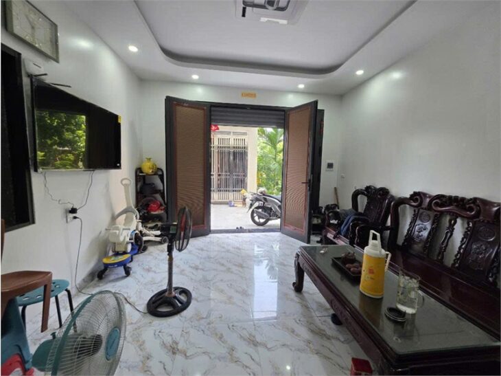 BÁN NHÀ LONG BIÊN – THẠCH BÀN – LÔ GÓC 38M² – 4 TẦNG – 3 NGỦ – 7,2 TỶ – SỔ ĐỎ CHÍNH CHỦ