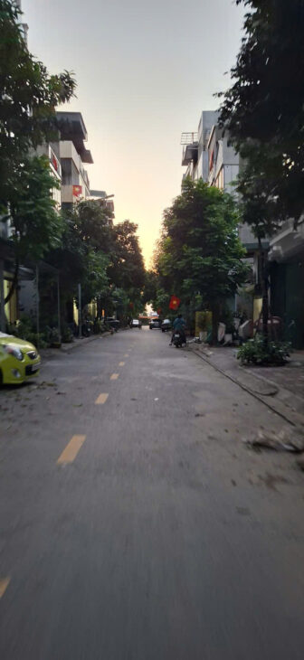 BÁN NHÀ THẠCH BÀN LONG BIÊN – 40M² – 6 TẦNG – GARA Ô TÔ – THANG MÁY –7.75TY SỔ ĐỎ CHÍNH CHỦ