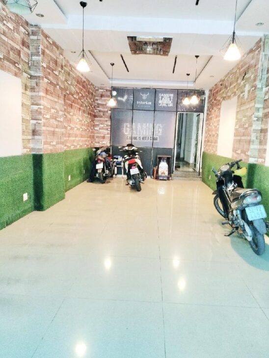 Nhà MT gần Hoàng Hoa Thám, cạnh nhà ga T3