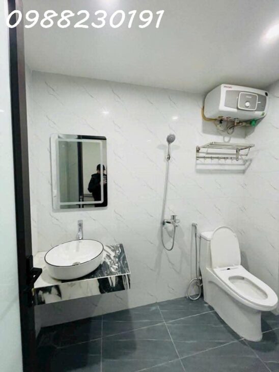 Bán nhà ngũ nhạc hoàng mai 32m2 5 tầng full nội thất gần ô tô tránh giá nhỉnh 5 tỷ