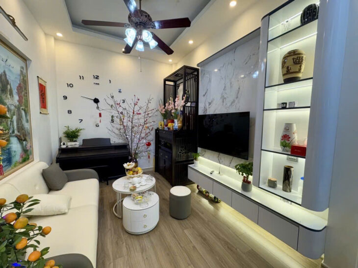 BÁN NHÀ NGUYỄN VĂN LINH LONG BIÊN – NGÕ NÔNG – 38M² – 3 TẦNG – 3 PHÒNG NGỦ – 5,15 TỶ