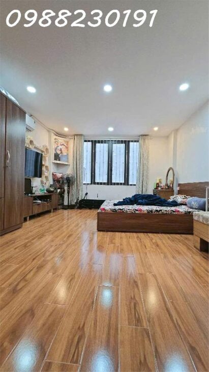 Siêu Hiếm Bán nhà Vũ Xuân Thiều – 5 tầng – xây mới – ngõ ô tô thông nhỉnh 5 tỷ