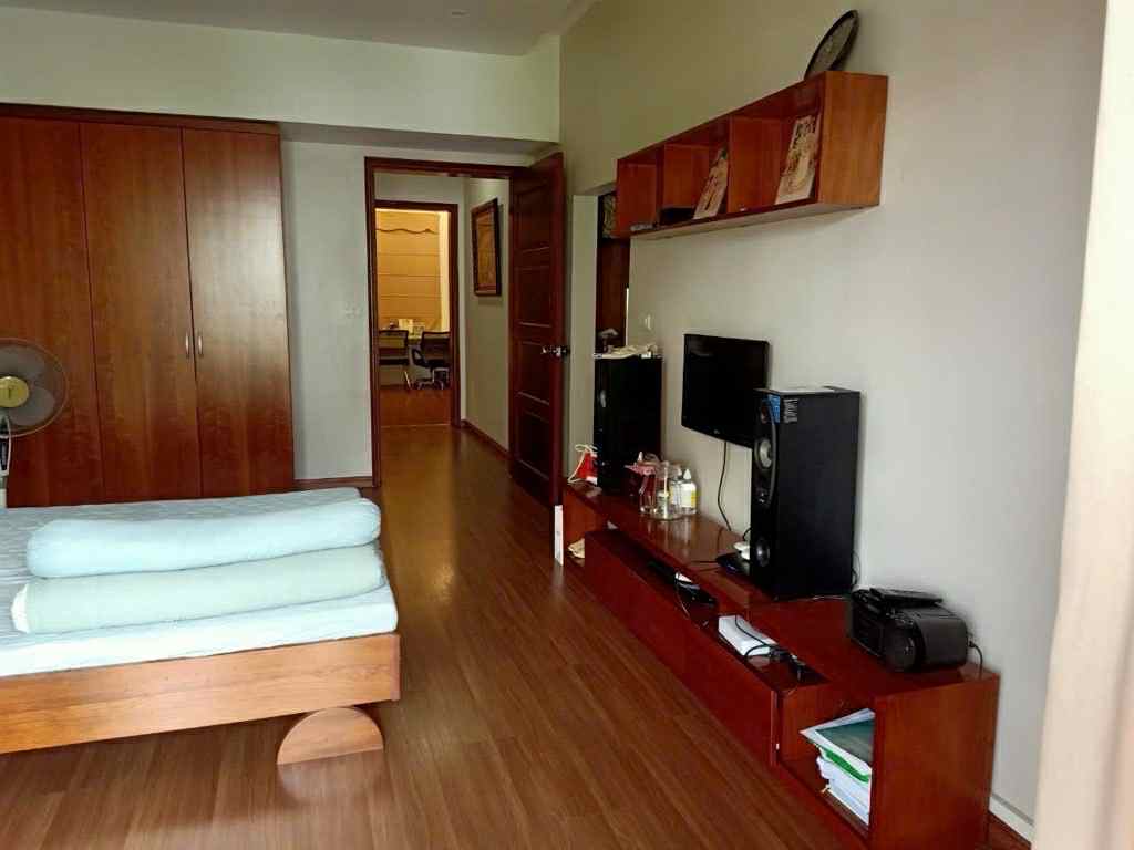 bán nhà Việt Hưng, 96m x 5 tầng, mặt tiền 6m, phân lô, vỉa hè, ôtô tránh