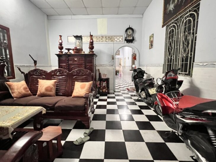 Bán nhà Phường Linh Xuân, TP HCM, đường Số 10, 110m2, 2PN, SH, 6.9 tỷ. LH: 0933125879