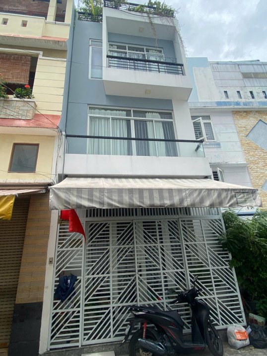 Khu nhà VIP Đinh Tiên Hoàng-BThanh-40m2-4 tầng-4x10m-Hẻm xe hơi-Nhỉnh 5 Tỷ