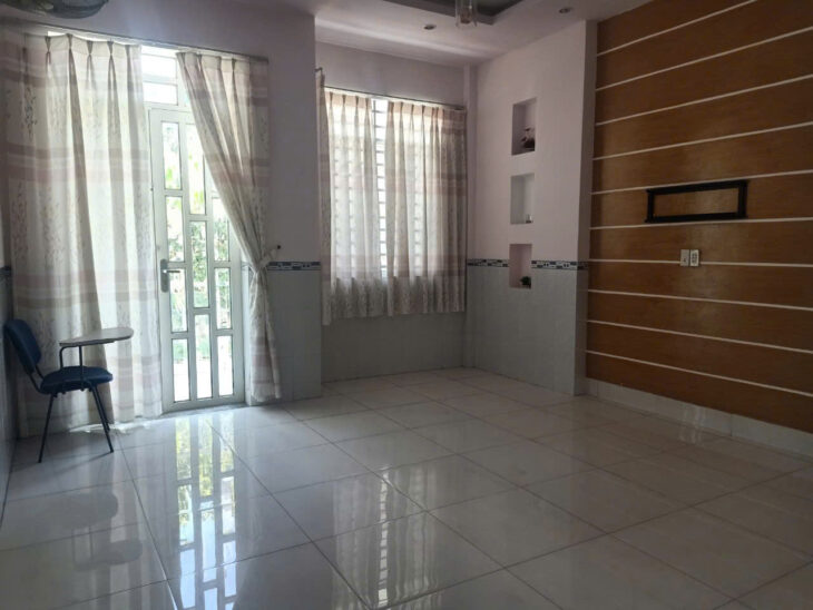 nhà 9 triệu mới đẹp Hưng Phú phù hợp văn phòng công ty,dạy học,spa