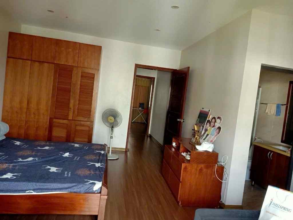 bán nhà Việt Hưng, 96m x 5 tầng, mặt tiền 6m, phân lô, vỉa hè, ôtô tránh