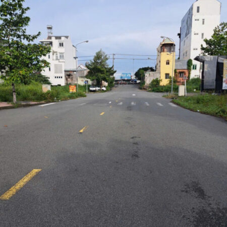 Đất 2 mặt tiền nhựa 22m Đường N2( KDC Phú Hồng Thịnh 6 ) P.Bình An, TP.Dĩ An- Bình Dương.