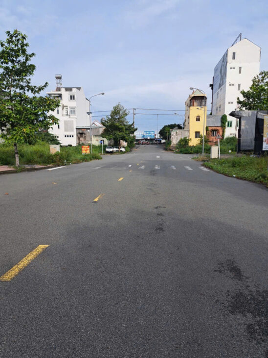 Đất 2 mặt tiền nhựa 22m Đường N2( KDC Phú Hồng Thịnh 6 ) P.Bình An, TP.Dĩ An- Bình Dương.